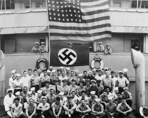 1280px-Crewmembers_of_USS_Omaha_(CL-4)_aboard_the_German_blockade_runner_Odenwald,_18_November...jpg