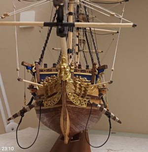 Royal_003.jpg