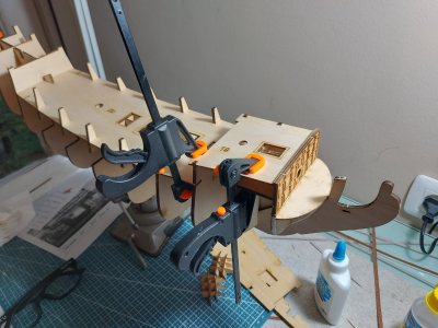 Black_002.jpg Black_002.jpg