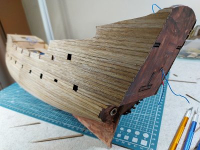 Black_012.jpg Black_012.jpg