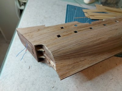 Black_015.jpg Black_015.jpg