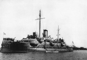 Bundesarchiv_Bild_146-2008-0173,_Küstenpanzerschiff__SMS_Beowulf_.jpg