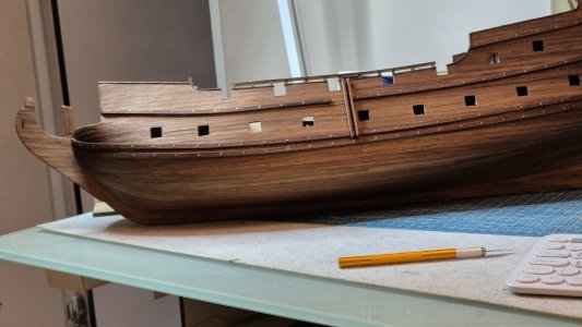 Black_017.jpg Black_017.jpg