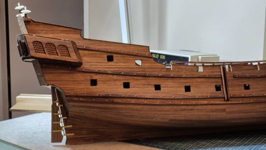 Black_018.jpg Black_018.jpg