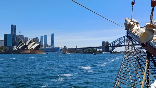 20241123_sydney_darling_harbour_oosterschelde_7.jpg