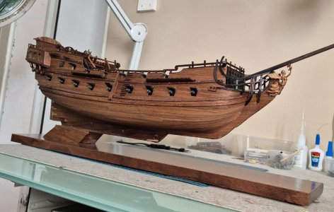 Black_022.jpg Black_022.jpg