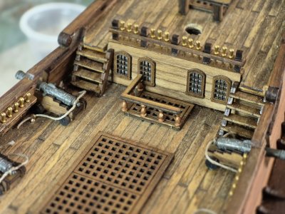 Black_031.jpg Black_031.jpg