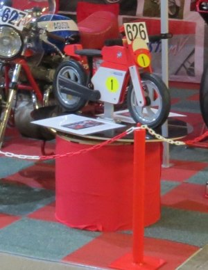 Model bike stand.JPG