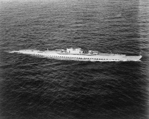 USS_Nautilus_(SS-168).jpg
