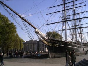 Cutty_sark_October_2003.jpg