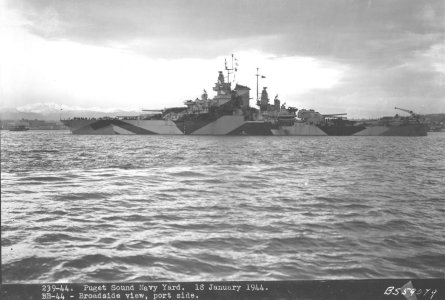18 January 1944 wearing measure 32-16D camouflage portside profile.jpg