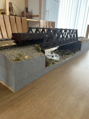4-Bahnen_20250416_4.jpg