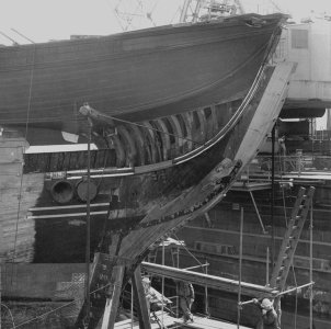 Stbd-cutwtr-profile-1964_1.jpg