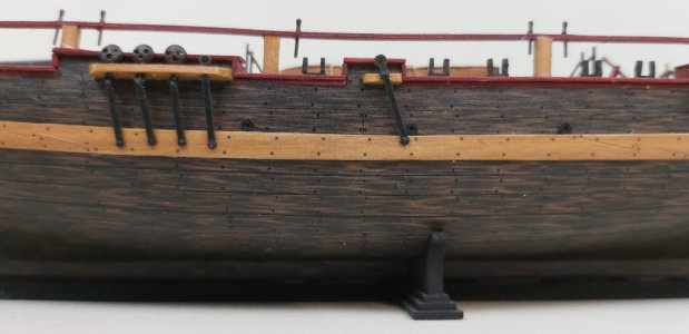 10 hull.jpg