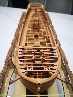 前横梁4.jpg