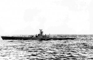 1280px-USS_Flasher;0824909.jpg