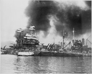 Naval_photograph_documenting_the_Japanese_attack_on_Pearl_Harbor,_Hawaii_which_initiated_US_pa...jpg