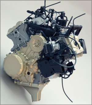 007 Engine.jpg