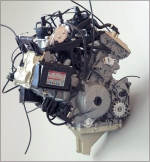 008 Engine.jpg