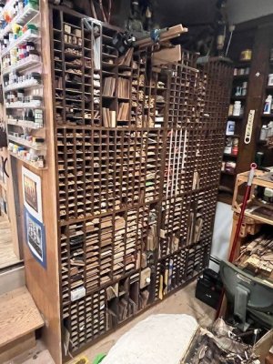 Shop2.jpg