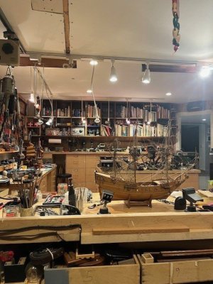 Shop8.jpg