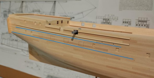 LO outboard starboard detail gun.jpg