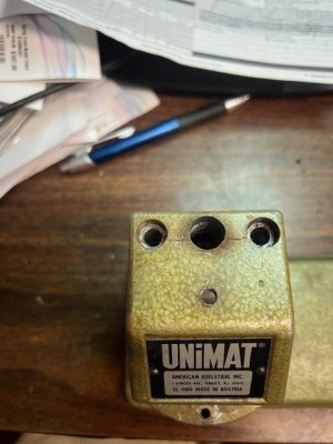 headstock top.jpg