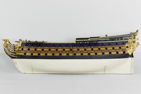 dauphin_royal_1.jpg