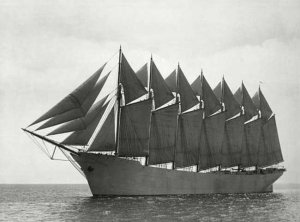 Schooner_'Thomas_W._Lawson'_1902-1907a.jpg