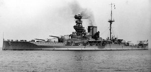HMS_Valiant_(1914).jpg