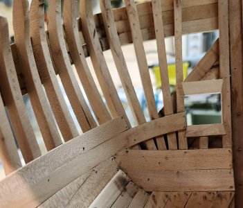 20251018_191602.jpg 20251018_191602.jpg