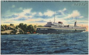 1280px-S._S._Milwaukee_Clipper_passing_sand_dunes_at_entrance_to_harbor,_Muskegon,_Michigan.jpg