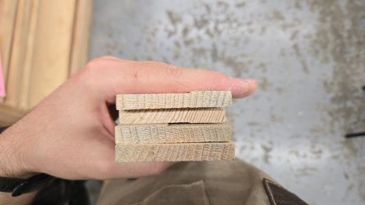 20251025_165317.jpg 20251025_165317.jpg