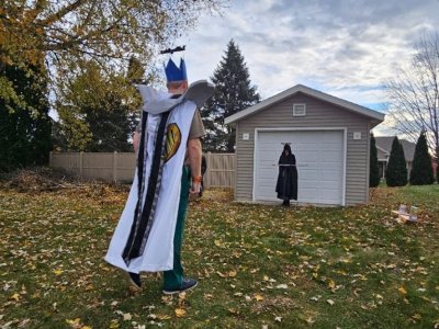 partiful-RunescapeHouseParty(AdamsBdaySurprise)-UCLLD4dOMoxeu1NrLv3J (1).jpg