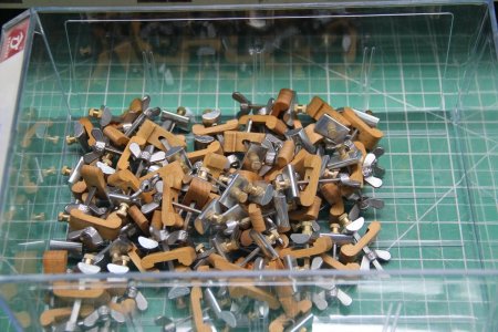 21-1_副本.jpg 21-1_副本.jpg