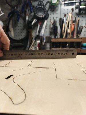 Прогибь килевой рамки 3.jpg