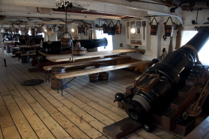 1280px-Portsmouth_HMS_Warrior_citadel_13-10-2011_13-38-31.png