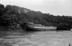 HMS_Warrior_Pembroke_Dock_July_1977_B.jpg