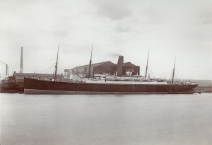 1280px-S.S._Ivernia_(ca._1900).jpg