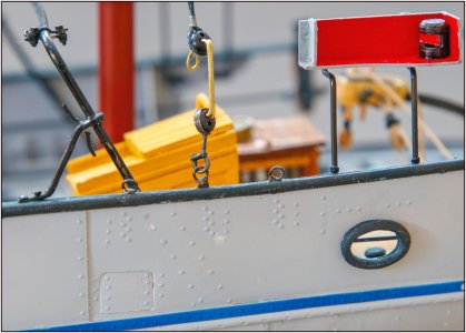 0982 Putting.jpg 0982 Putting.jpg