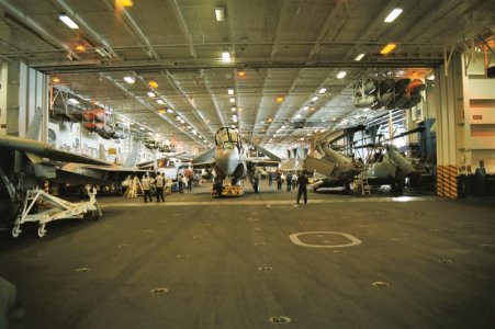 Hanger 042.jpg