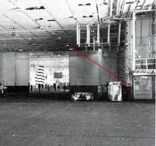 Hanger 013a.jpg