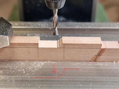 Alert 2084.jpg Alert 2084.jpg