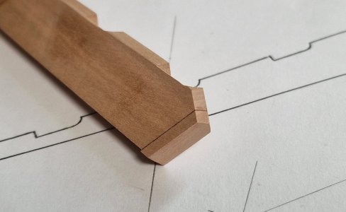 Alert 2090.jpg Alert 2090.jpg