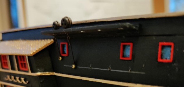 lo chains 8.jpg lo chains 8.jpg