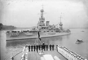 Bundesarchiv_Bild_102-10062,_Kiel,_US-Schlachtschiff__Arkansas_.jpg