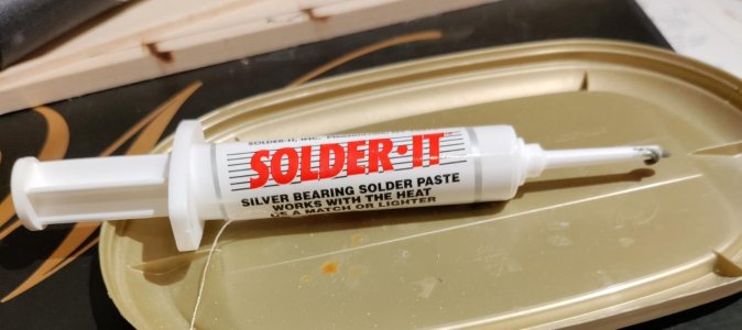 lo railings exp 2.jpg