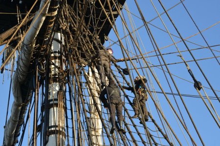 Installation_des_voiles_de_la_frégate_L’Hermione_(73).jpg