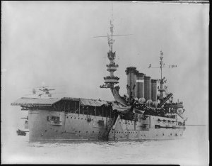 lossy-page1-1280px-Pennsylvania_(Armored_Cruiser_4),_starboard_stern_quarter_with_Eugene_P._El...jpg
