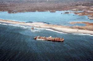 NCape_barge_tug_aerial_jan96_400pix.jpg